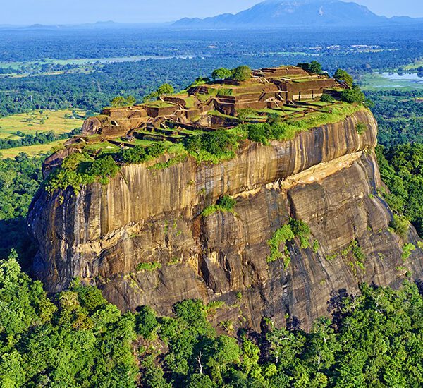 Book your flights, hotels and holiday packages to Sri Lanka